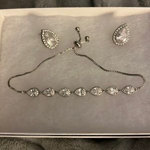 David’s bridal bracelet silver teardrop with earrings included